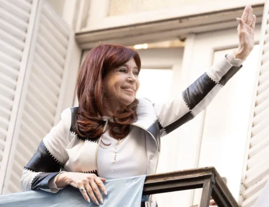 Captura de Pantalla 2025-10-31 a la(s) 22.10.34